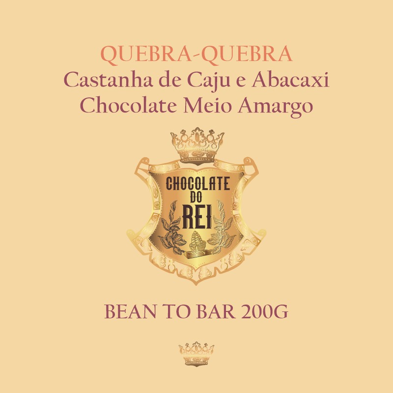Quebradinho meio amargo de abacaxi com castanha de caju - Chocolate do Rei